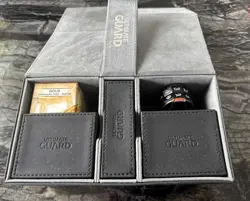 magic the gathering: Ultimate Guard TwinFlip box, dragon sleeves and dice - Image 3
