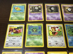 Pokemon Neo Discovery Card Lot Unlimited Non-Holo 25 Cards WOTC Vintage - Image 3