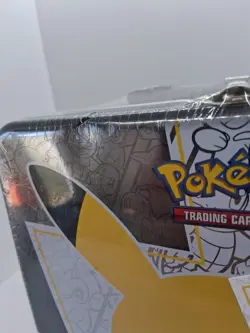 Pokemon TCG Celebrations Collector Chest - 25th Anniversary - Image 2