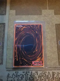 YUGIOH TCG CYBERDARK HORN CDIP-EN001 SUPER 1ST EDITION NM - Image 2