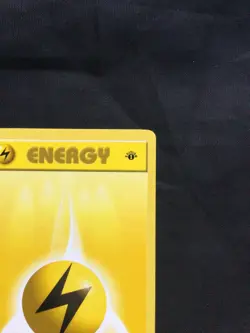 Pokemon Cards: Base Set 1st Edition Common: Lightning Energy 100/102 - Image 3