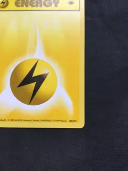 Pokemon Cards: Base Set 1st Edition Common: Lightning Energy 100/102 - Image 4