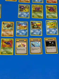 Near Complete Pokemon Card Fossil Set 45/62 Holograms, rare, common & uncommon - Image 5