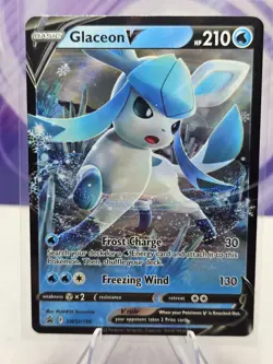 Glaceon V SWSH196 Pokemon Sword & Shield Black Star Promo Holo Card - Image 1