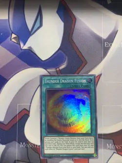 Yugioh Thunder Dragon Fusion Super Rare MP19-EN199 1st Edition LP Holo Foil - Image 1