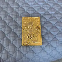 Mewtwo 1999 Nintendo 23K Gold Plated Pokemon Trading Card - good condition - Image 1