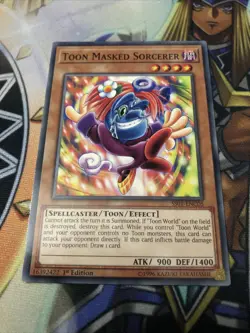 Toon Masked Sorcerer - SS01-ENC05 - Common - 1st Edition - Image 1