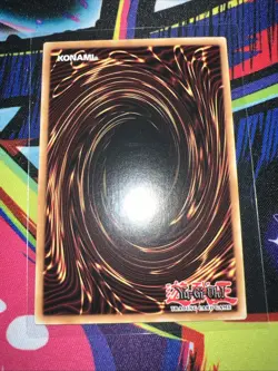 Blue-Eyes White Dragon RP01-EN001 Retro Pack 2020 Ultra Rare - Image 2