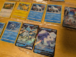 Pokemon TCG 2023 Holiday Calendar Sealed Stamped Lot Glaceon VMAX 41/203 - Image 5