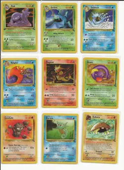 Pokemon TCG Fossil 18 Card Lot Ungraded Excellent Condition - Image 1