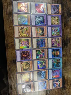 YU-GI-OH RANDOM/MISCELLANEOUS CARD LOT CONDITION NM-LP HOLOS - Image 1