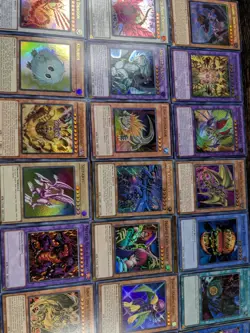 YU-GI-OH RANDOM/MISCELLANEOUS CARD LOT CONDITION NM-LP HOLOS - Image 3