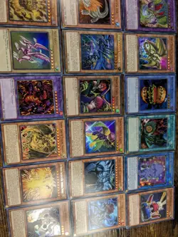 YU-GI-OH RANDOM/MISCELLANEOUS CARD LOT CONDITION NM-LP HOLOS - Image 4