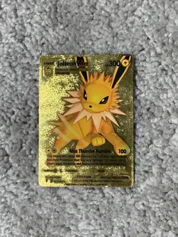 Pokemon Unique Jolteon VMax HP300 Hi-Gloss Gold Foil Fan Art Card LP - Image 1