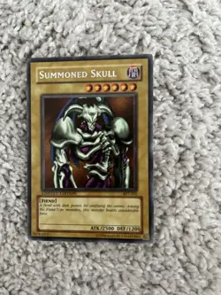 NM Yu-Gi-Oh! TCG Lot: Lord of D., Summoned Skull, Gearfried, Confiscation - Image 4