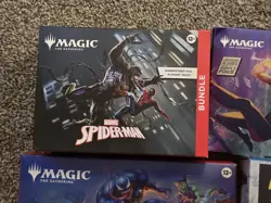 Magic The Gathering MTG Marvel's Spider-Man Collector, Bundle,Scene & Gift Box - Image 4