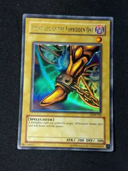 Yugioh Right Leg of the Forbidden One LOB-120 UR Foil Shift 2002 Original Played - Image 1