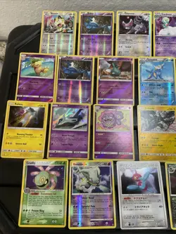 (30) Pokemon Cards Lot WOTC Vtg Holo STAMPED REVERSE Gardevoir Cradily Latios - Image 2