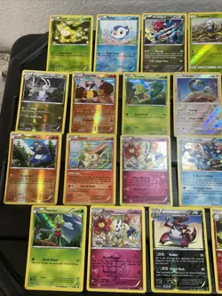 (30) Pokemon Cards Lot WOTC Vtg Holo STAMPED REVERSE Greninja Victini Drampa - Image 2