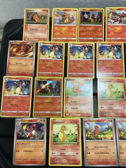 (30) CHARMANDER CHARIZARD CARDS LOT VTG HOLO Pokemon 001 - Image 2