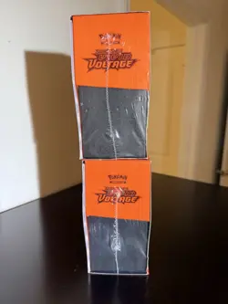 (x2) Pokemon Sword and Shield Vivid Voltage ETB Elite Trainer Box Sealed - Image 4