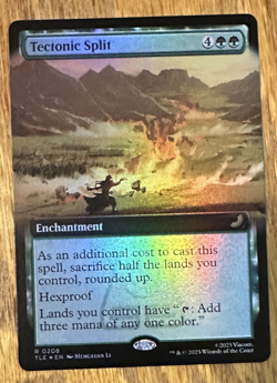 MTG: Avatar: The Last Airbender Eternal-Legal, Tectonic Split -Extended Art Foil - Image 1