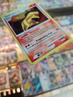 Typhlosion Holo Pokemon 2007 D&P: Mysterious Treasures Set # 16/123 Damaged - Image 4