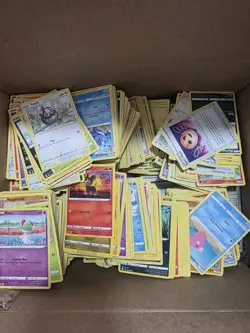 2200+ Pokemon TCG Common Bulk Card Lot NO ENERGY! - Image 1