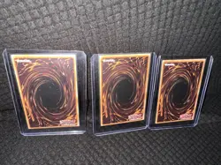 Yu-Gi-Oh Blue-Eyes White Dragon Ultimate Rare OP28-EN001 Set - Image 2