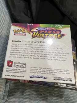 Pokemon TCG Sword and Shield Vivid Voltage Booster Box FACTORY SEALED NEW - Image 4