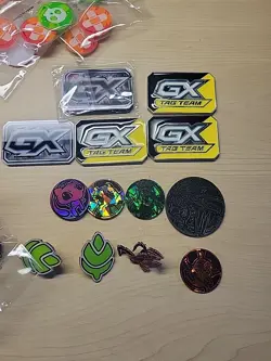 POKEMON ASSORTED LOT OF DICE, COINS, MARKERS AND PINS - Image 2