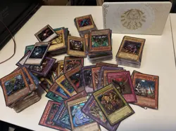 Vintage Yu-Gi-Oh Card Lot over 500 cards - Image 1