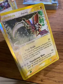 NM! Kabutops (9/110) EX Holon Phantoms Stamped Reverse Holo Delta Pokemon Card! - Image 3