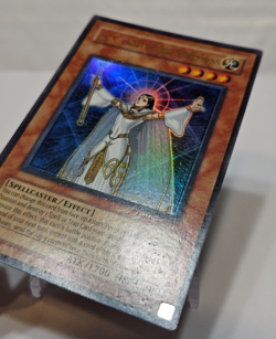 Lyla, Lightsworn Sorceress LODT-EN019 Ultra Rare Unlimited Yugioh 162 - Image 2