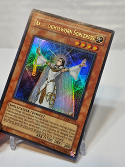 Lyla, Lightsworn Sorceress LODT-EN019 Ultra Rare Unlimited Yugioh 162 - Image 4