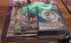 Pokemon TCG Lightning 4 Pack & 1 Bonus Card Package Evolving Skies Factory Seal - Image 3