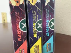 Pokemon Eeveelution Vmax Premium Collection Vaporeon Flareon Jolteon Set of 3 - Image 2