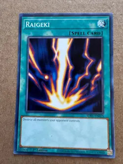 Raigeki SDBT-EN025 Structure Deck: Beware of Traptrix 1st Edition Yugioh - Image 1