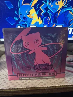 Nintendo Pokemon TCG: Sword & Shield Fusion Strike Elite Trainer Box 820650809330 - Image 2