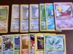 Pokemon Mixed Card Lot Including 3 Shadowless Hitmanchan Vintage Base Set Fossil - Image 4