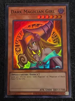 Yugioh Asian English SDID-AE002 Dark Magician Girl Super Rare Uncensored Art NM - Image 1