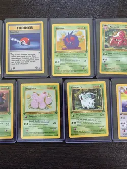 Pokemon Card Jungle Set 1st Edition Bundle Jigglypuff Gloom Pokeball - Image 3