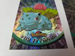 Pokemon TV Topps Bulbasaur #01 Regular Foil & Ivysaur #02 Rainbow Foil Cards - Image 2