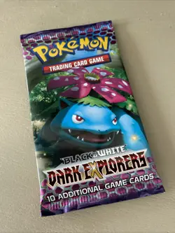 Factory sealed, Pokemon booster pack of 10 card black & white dark explorers - Image 1