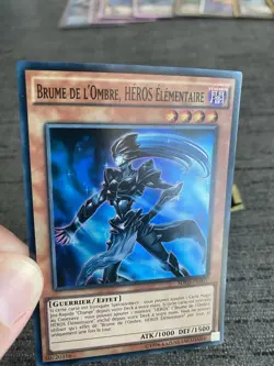 Carte Yu-gi-oh! Brume De L’ombre Heros Elementaire SDSH-FR001 Super Rare VF - Image 4