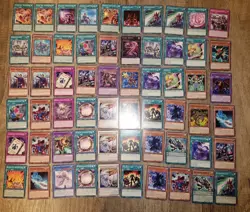 Yugioh Karten Sammlung 60 Stuck Mit Alten Karten - Image 1