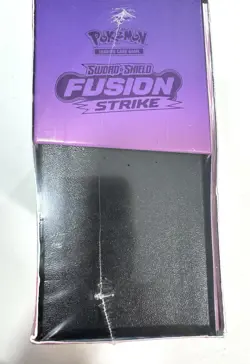 Pokemon TCG: Sword & Shield-Fusion Strike ETB - Factory Sealed - Image 4