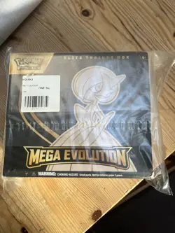 Pokemon TCG Mega Evolution Gardevoir Elite Trainer Box brand new SEALED 📦🔥 - Image 2