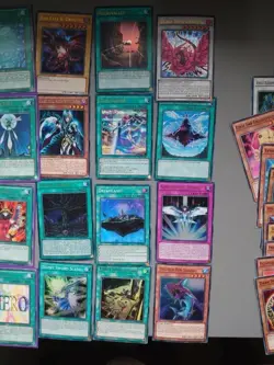 Yugioh 60 Card lot bundle 30+ rare/Foil. Mix exact as pictured YUG65 NM - Image 4