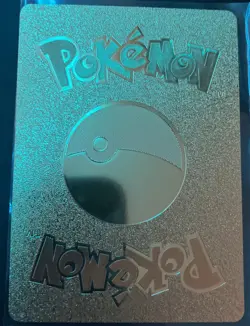 Pokemon TCG Charizard VMAX Gold Foil Pokemon Card 020/189 - Image 2